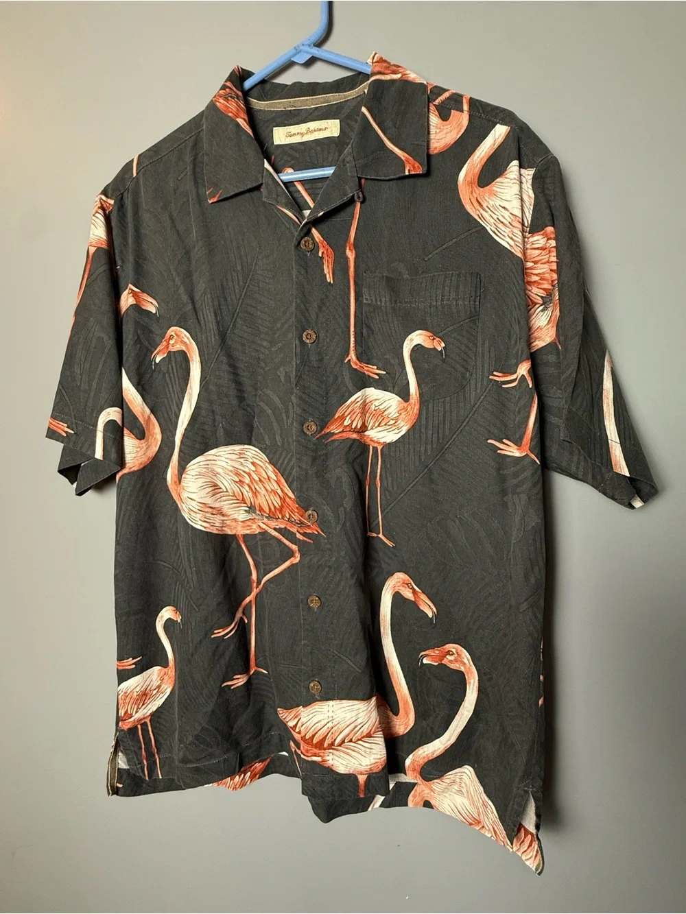 Tommy Bahamas 100% Silk Pink Flamingo Hawaiian Button Down Shirt Mens Sz M